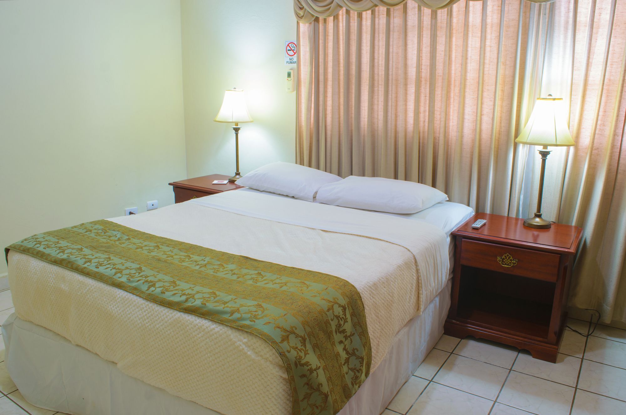 Hotel Fontana Managua Exterior photo